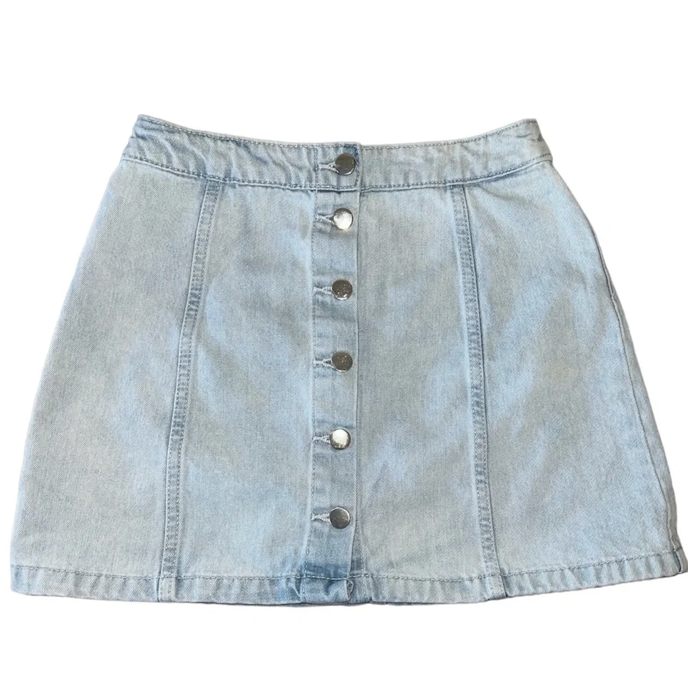 Divided H&M Denim Skirt🦎🌵